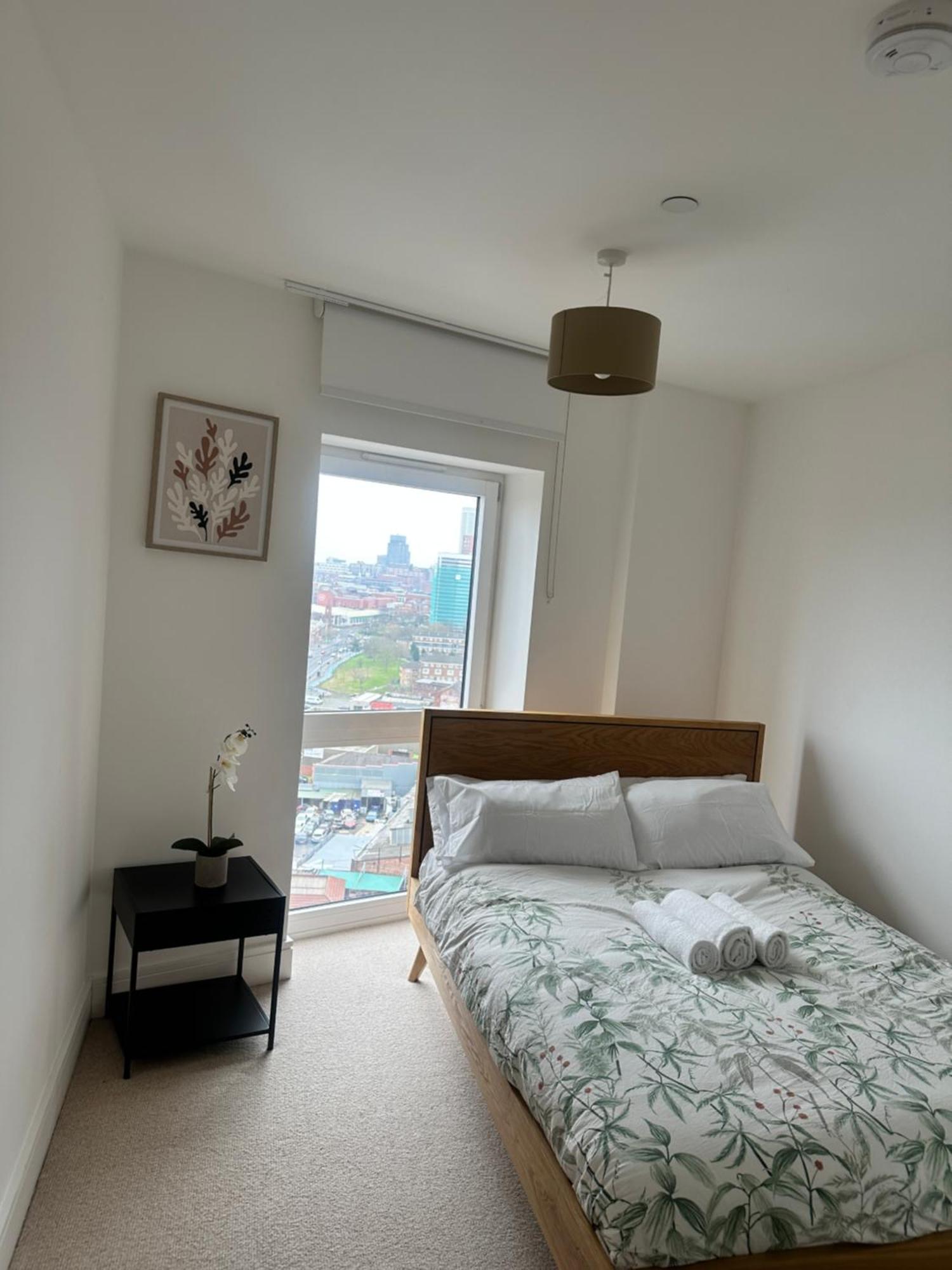 Cozy Retreat In The Heart Of Centre *