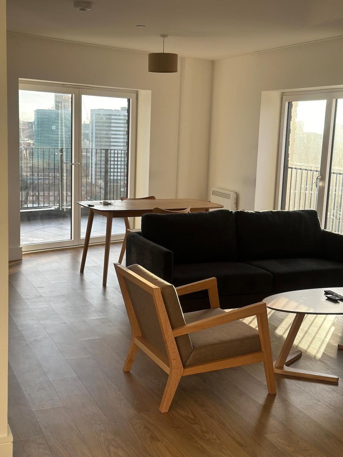 Apartment Cozy Retreat In The Heart Of Centre Birmingham